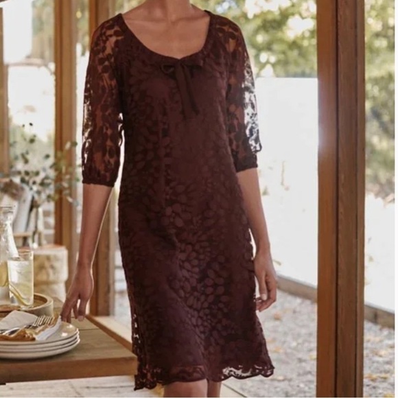 Garnet Hill Cranberry Boheme Easy Lace Overlay Midi Dress Size 16 - Picture 8 of 9